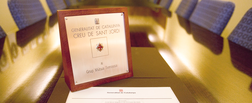 El Grup Mútua de Terrassa distingit amb la Creu de Sant Jordi
