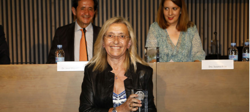 La Dra. Meritxell Martínez Ferri ha rebut el Premi Epilèpsia de mans de la Societat Espanyola de Neurologia