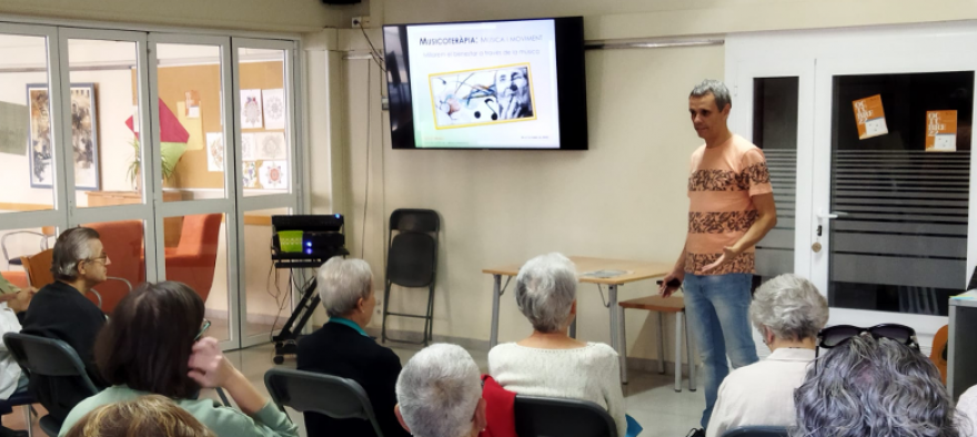 El Sr. Sergi Muñiz participa en el cicle de conferències de l’Escola de Salut de Vacarisses