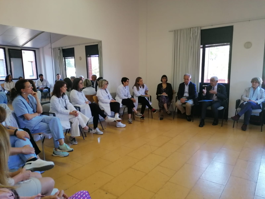 El conseller de Salut, Manel Balcells, visita el consultori de la Floresta i el CAP i CUAP St. Cugat
