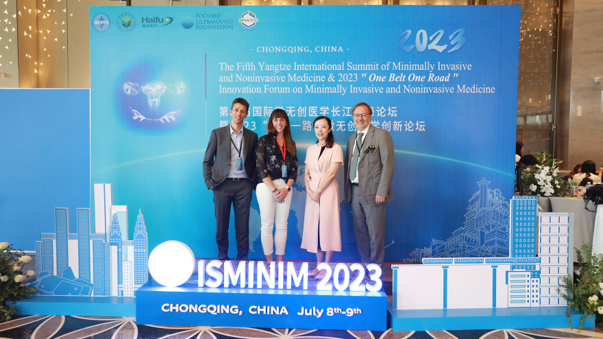 Ginecologia intervé en el The 5th Yangtze International Summit of Minimally Invasive and Noninvasive Medicine