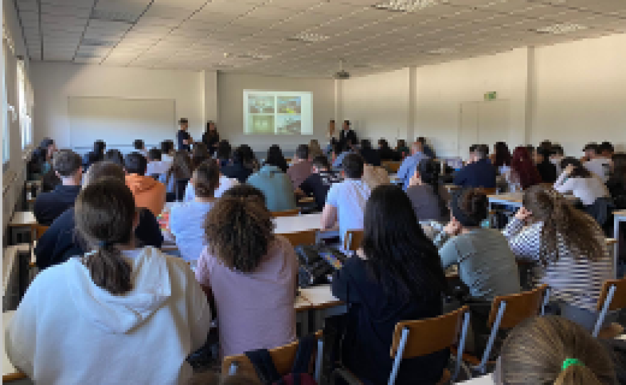 La direcció d’infermeria visita l’Escola Superior de Saúde Cruz Vermelha Portuguesa de Chaves