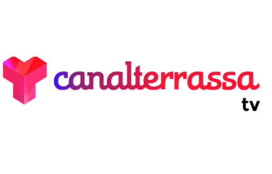 La Dra. Francesca Corella hace pedagogía en Canal Terrassa sobre la conveniencia de evitar recurrir a las redes sociales para cuidar la piel