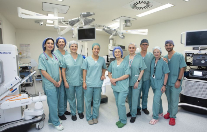 Primera intervenció de cirurgia de tumor de cap de pàncrees de l’estat amb la plataforma robòtica HUGO RAS a l’HUMT